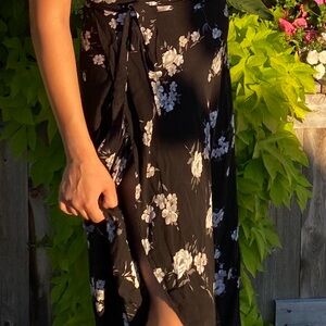 Motel Rocks - Black and White Floral Wrap Skirt